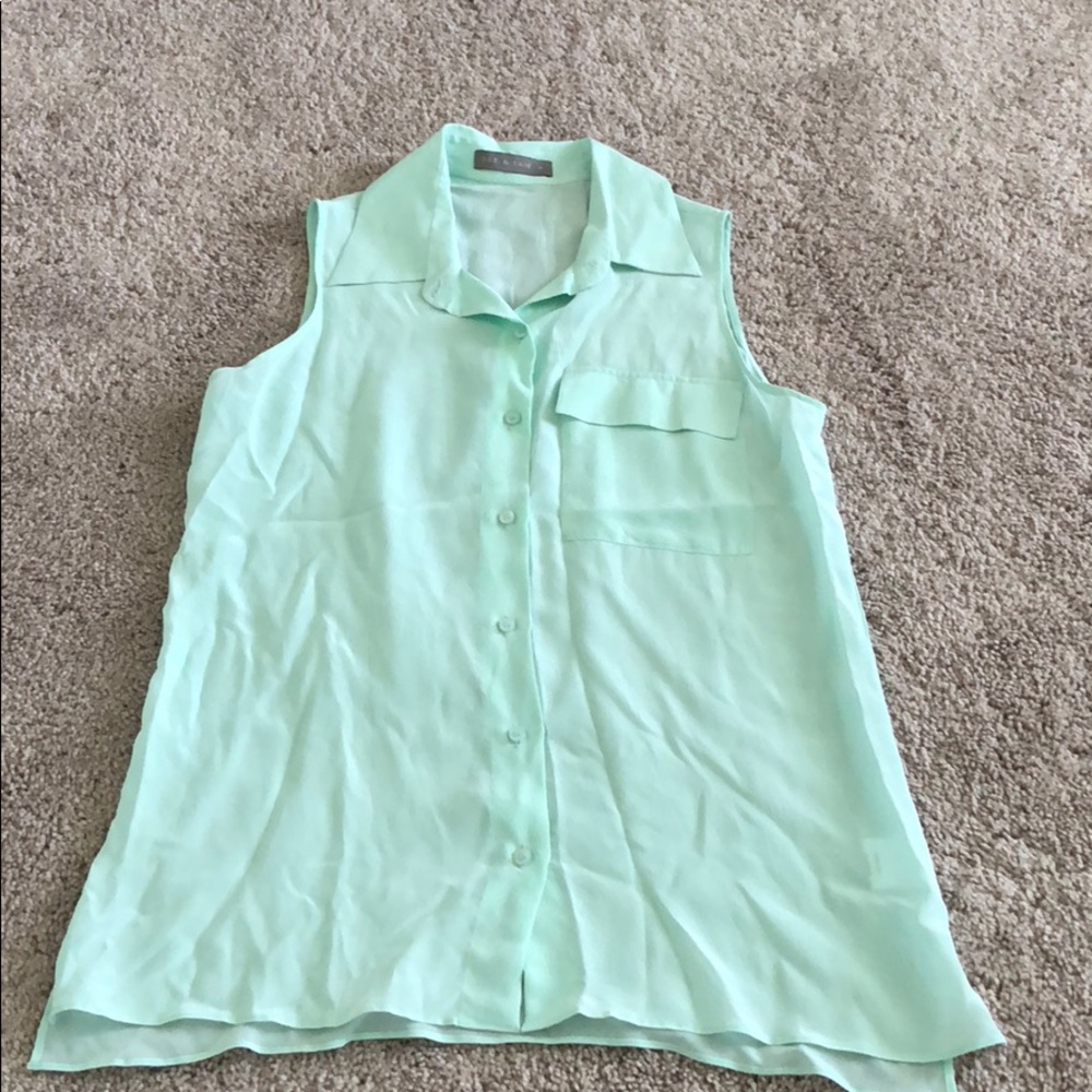 Sleeveless Blouse